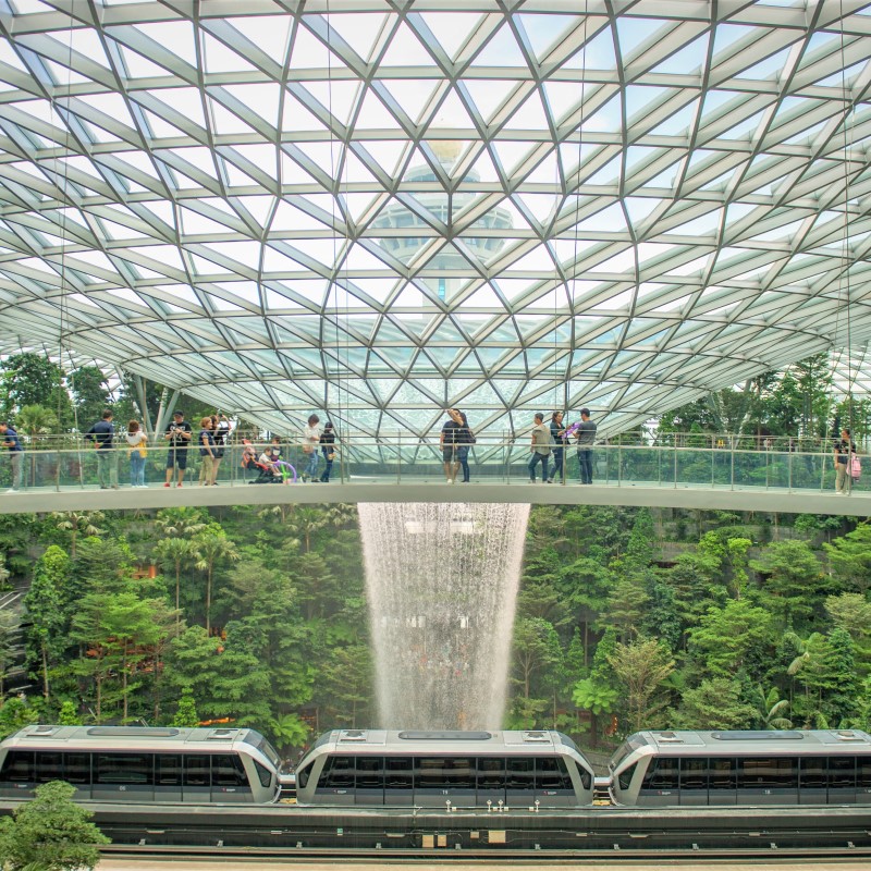 Jewel Changi Airport Mastercard® Canopy Bridge